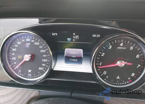 2017 Mercedes-Benz E 300 z USA, uszkodzony, nr VIN WDDZF4JB5HA165941